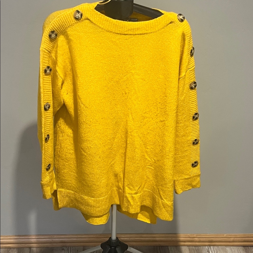 Yellow Button-Detail Women's Sweater (321)